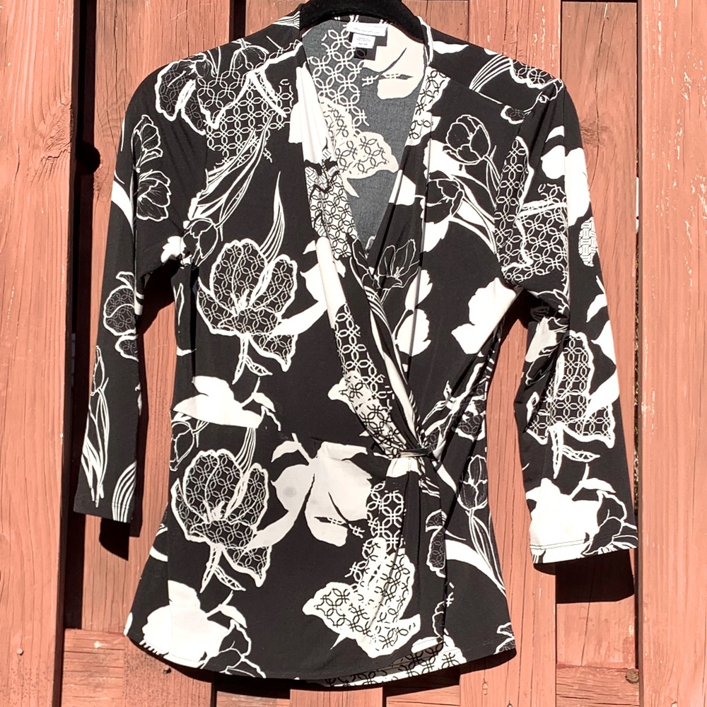 Jaclyn Smith Women’s dress shirt